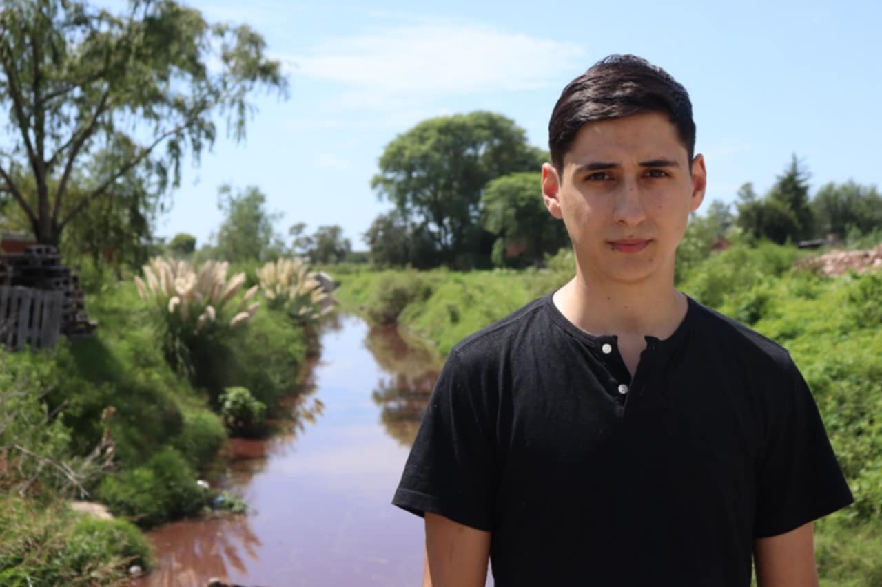 6bad0b3e b986 4a3d a5f6 e965e0d9e9de