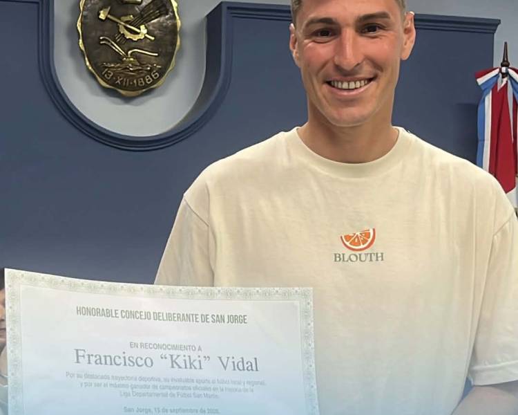 CONCEJO SAN JORGE RECONOCE A FRANCISCO “KIKI” VIDAL 